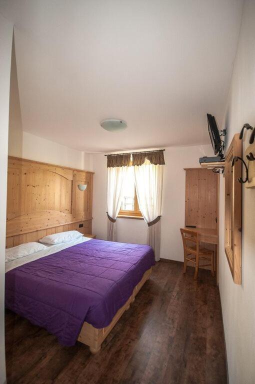 B&B Ledro Affittacamere Mezzolago Δωμάτιο φωτογραφία