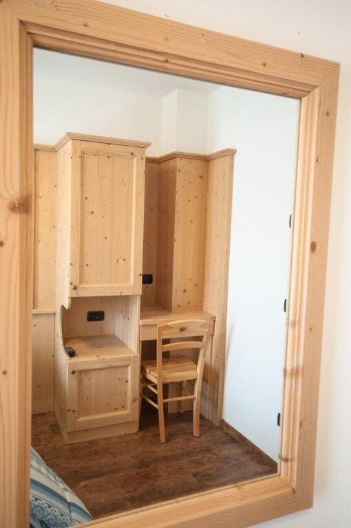 B&B Ledro Affittacamere Mezzolago Δωμάτιο φωτογραφία