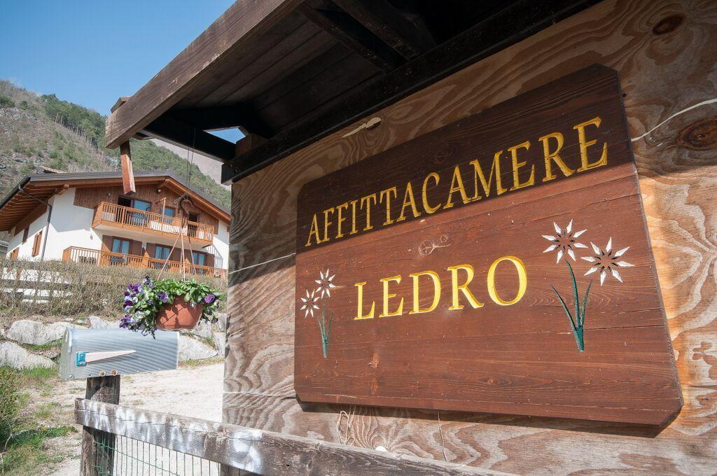 B&B Ledro Affittacamere Mezzolago Εξωτερικό φωτογραφία